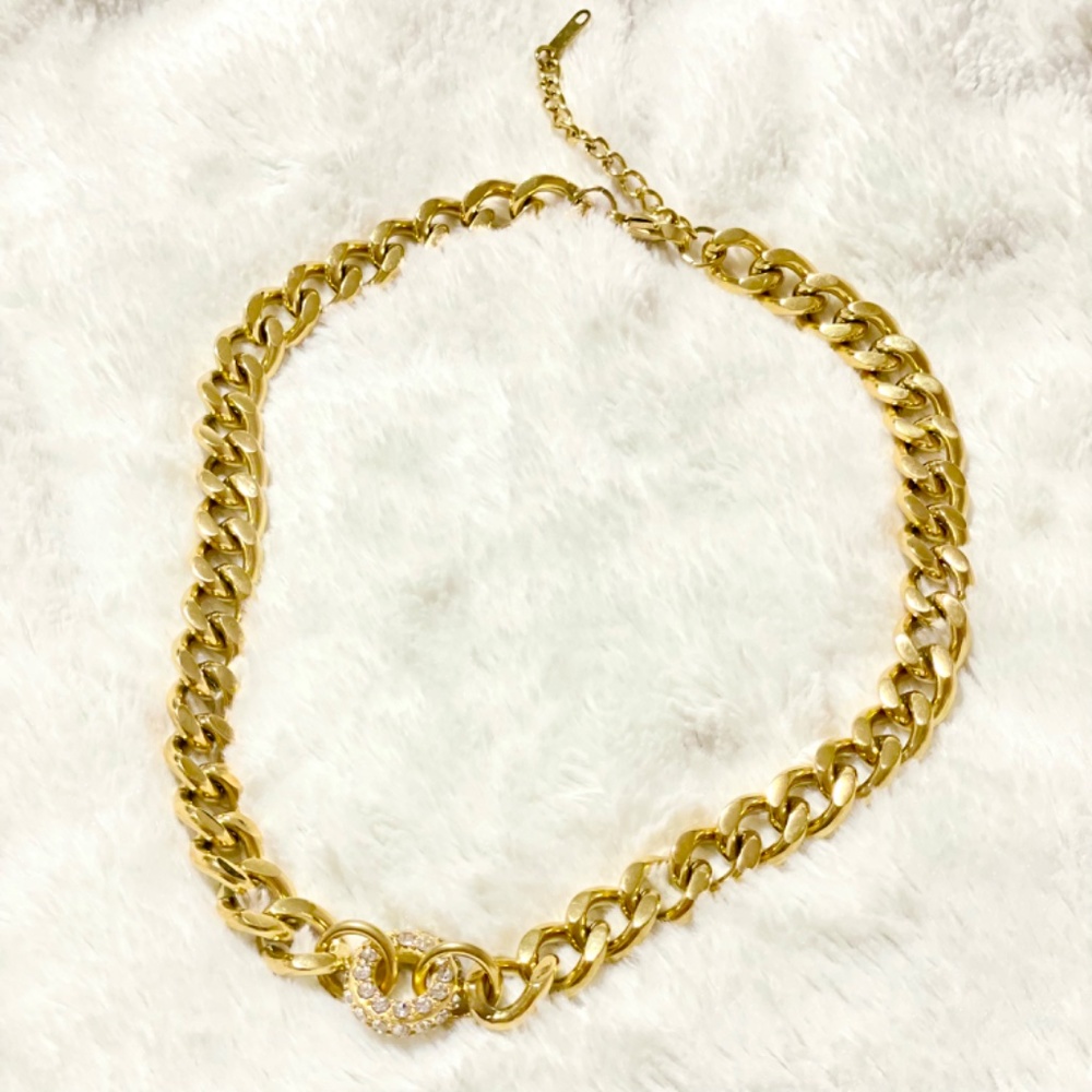 18k Gold Plated Chunky necklace with CZ pendant